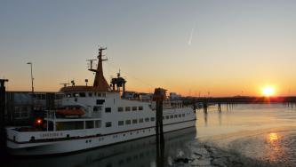 langeoog, anreise, fähre, sonnenuntergang, urlaub, hafen